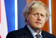Scientists-Urge-Boris-Johnson-to-Delay-“Dangerous-and-Premature”-Reopening